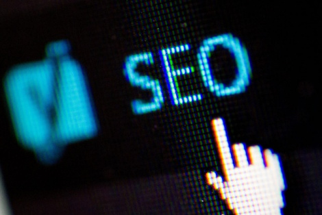 SEO poisoning campaign targeting mobile devices in payroll fraud scheme